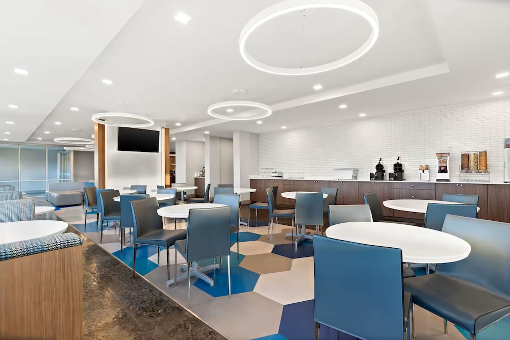 Holiday Inn Express & Suites George Quincy South by IHG - photo 38
