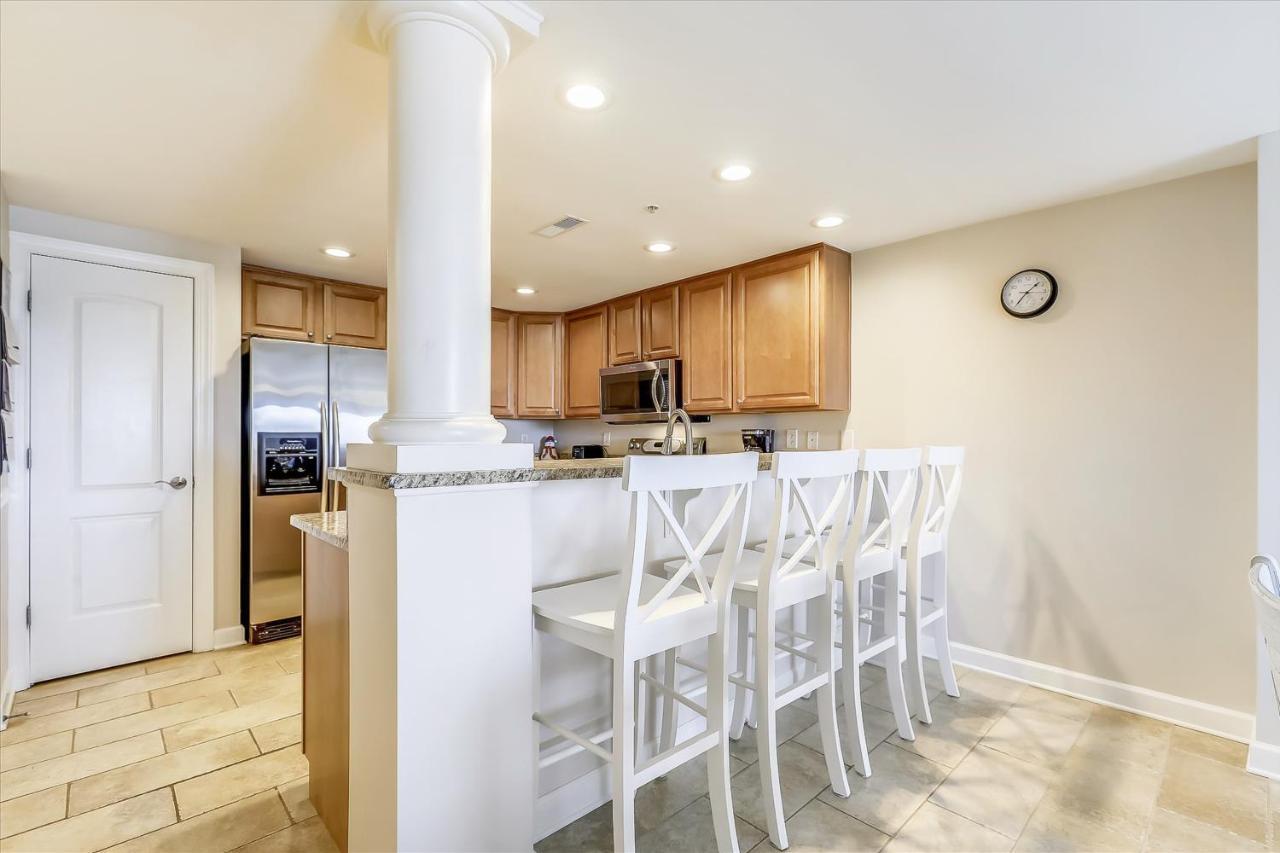 Pier Seventeen 302 — 4-Star Luxury Hotel in Ocean City, United States