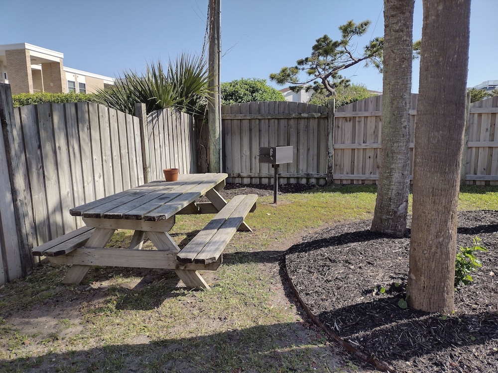 Sandpeddler Inn & Suites - photo 294