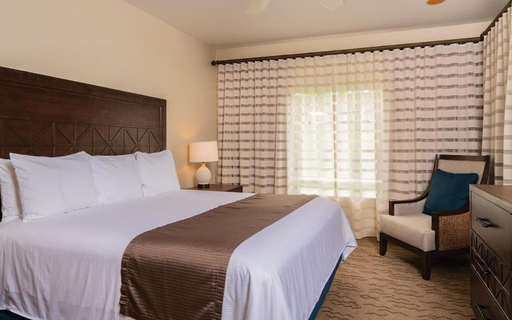 Kona Coast Resort by VRHost - photo 15