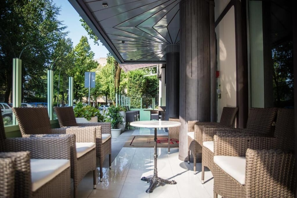 Wyndham Garden Conegliano — 4-Star Luxury Hotel in Conegliano, Italy