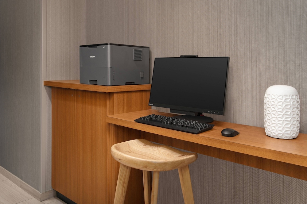 SpringHill Suites by Marriott Charleston Airport & Convention Center - photo 65