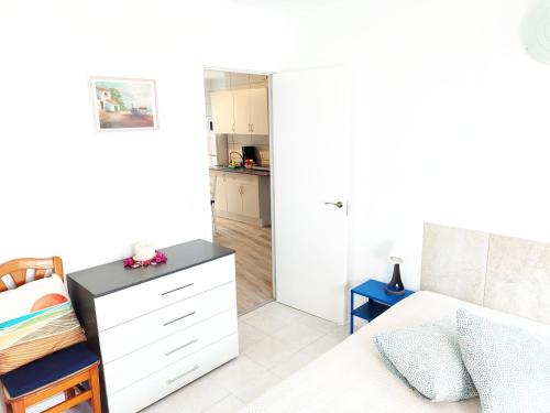 Bonito Estudio Con Patio Interior En Altea — Altea