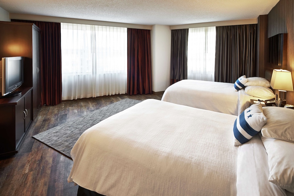Embassy Suites by Hilton Washington DC Chevy Chase Pavilion - photo 12