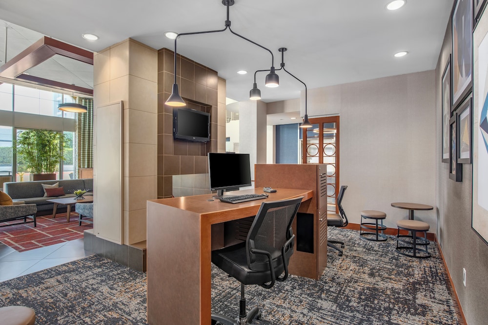 Hyatt Place Riverside Downtown - photo 53