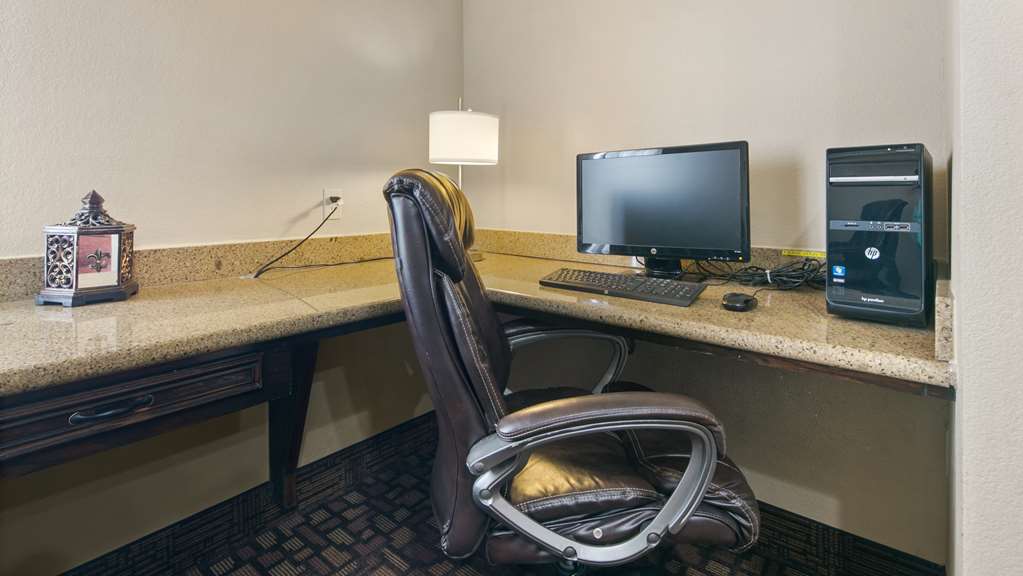 Best Western Plus Georgetown Inn & Suites - photo 14