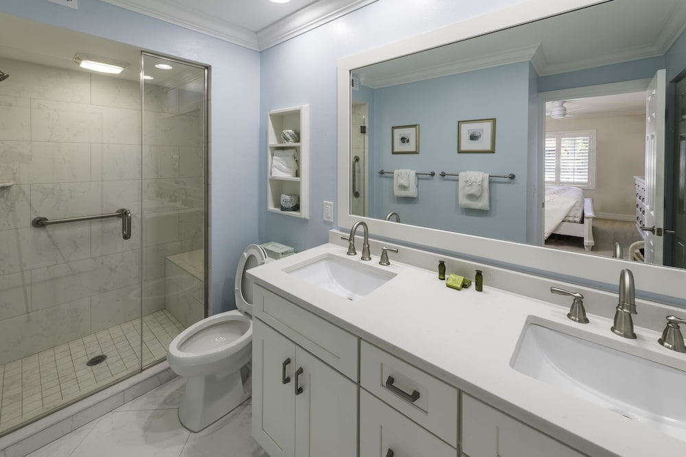Sanibel Moorings Condo Resort - photo 18