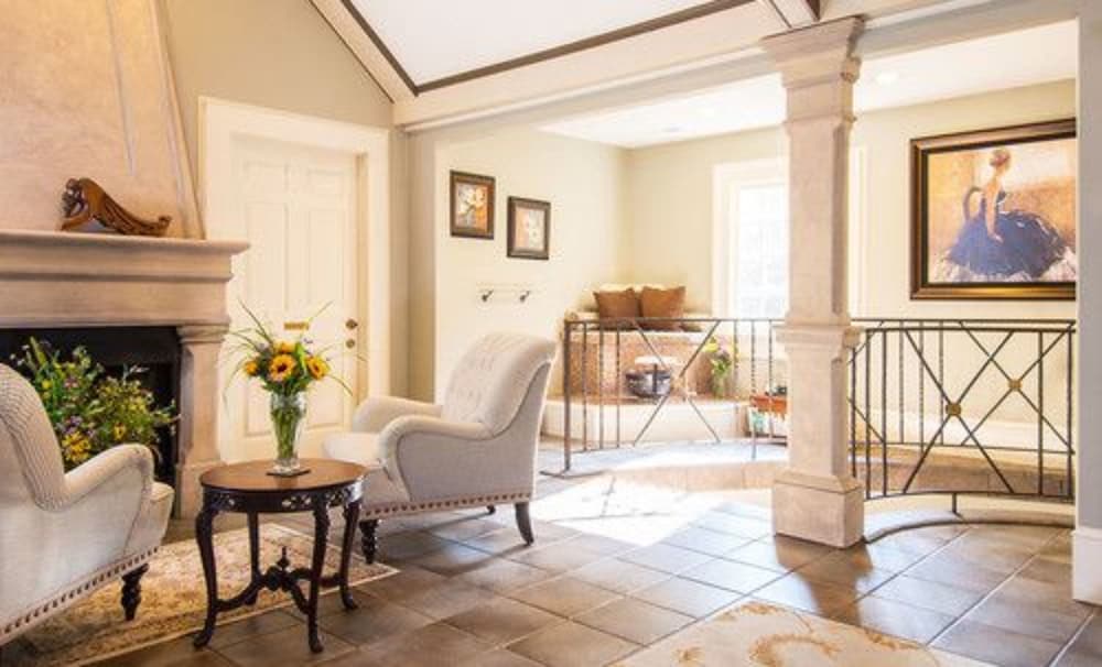 Hillbrook Inn - photo 2