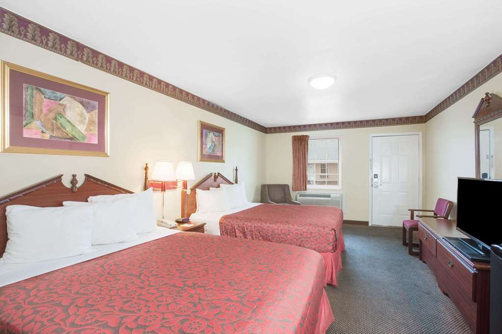 Days Inn by Wyndham Trumann AR - photo 13