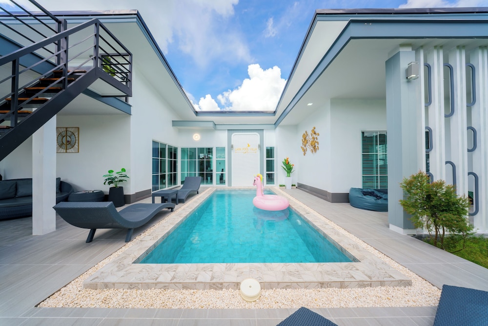 Lark Pool Villa Aonang Krabi — 4-Star Luxury Hotel in Krabi, Thailand