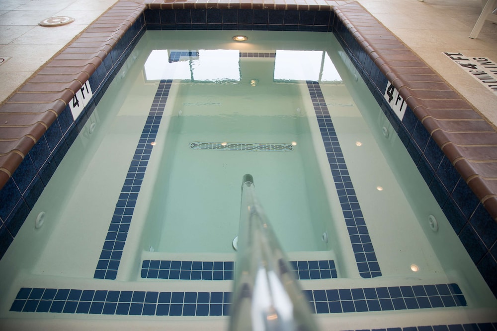 Hampton Inn & Suites McKinney - photo 31