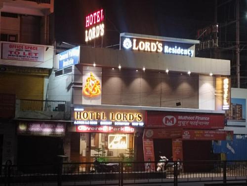 Hotel Lords Residency