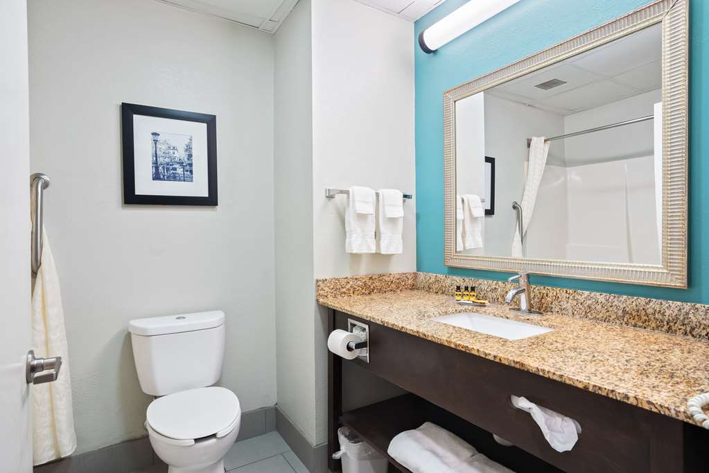 Blue Water Inn Suites BW Signature Collection - photo 43