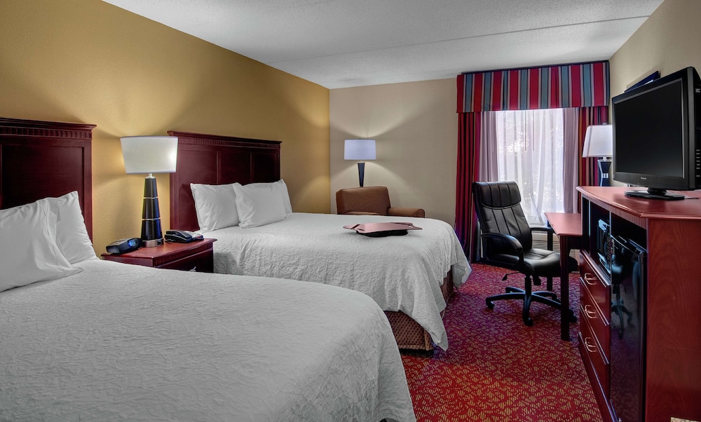 Hampton Inn Newport News Yorktown - photo 4