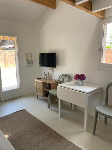 SLOW Hossegor océan & lac à pieds in Capbreton, France