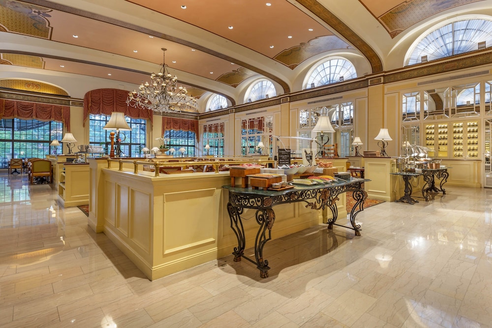 Omni Shoreham Hotel - photo 104