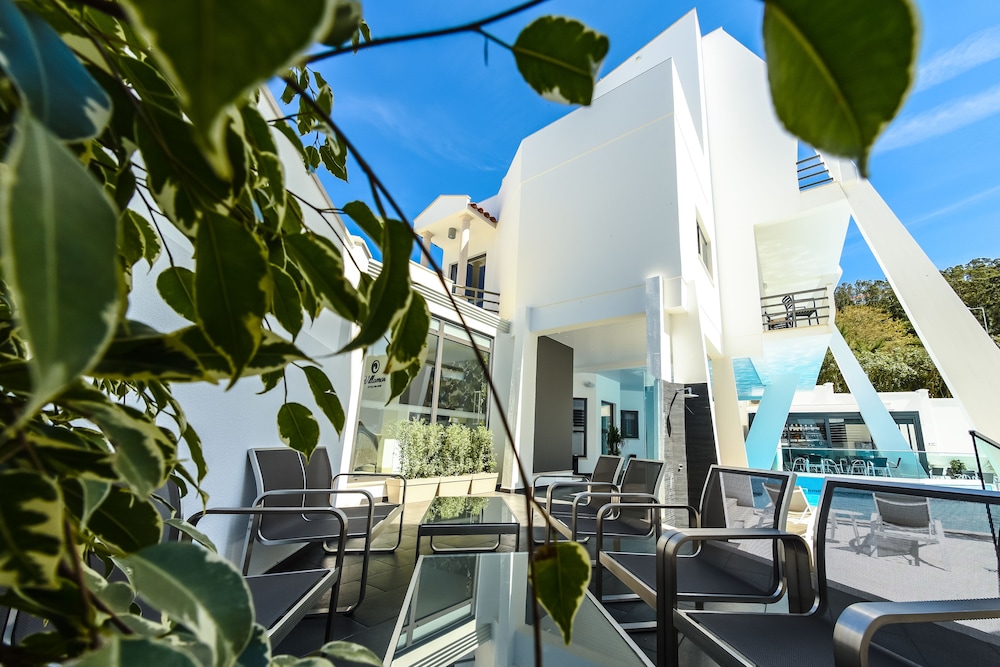 Villamar Style Maison — 4-Star Luxury Hotel in Nazare, Portugal