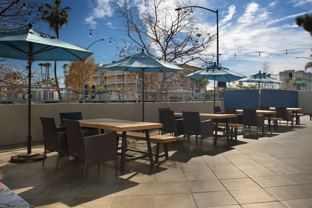 Hilton Garden Inn Marina Del Rey - photo 36