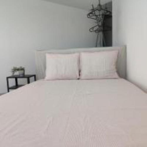 Divine Room in Faro, Portugal