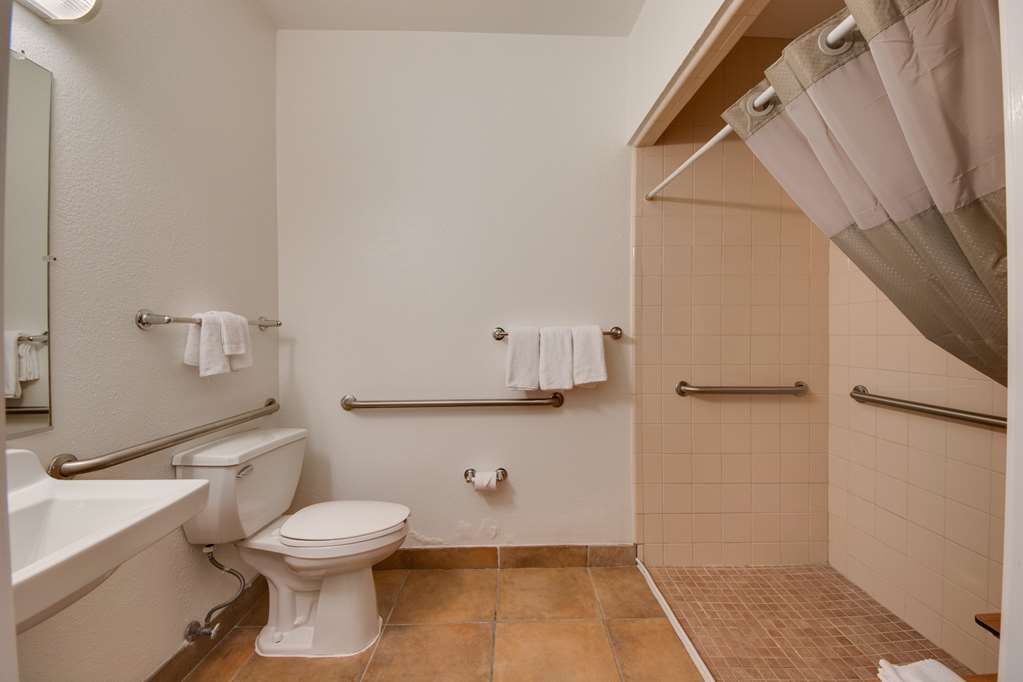 Studio 6 Brownsville TX - photo 28