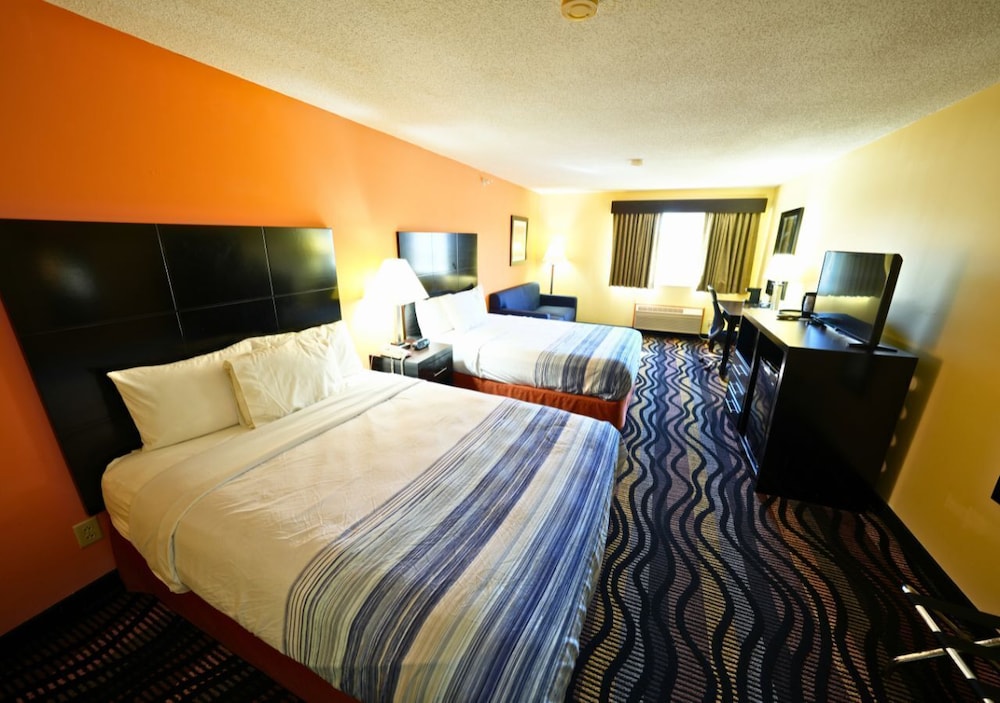 Rock Island Inn & Suites Streator IL - photo 29