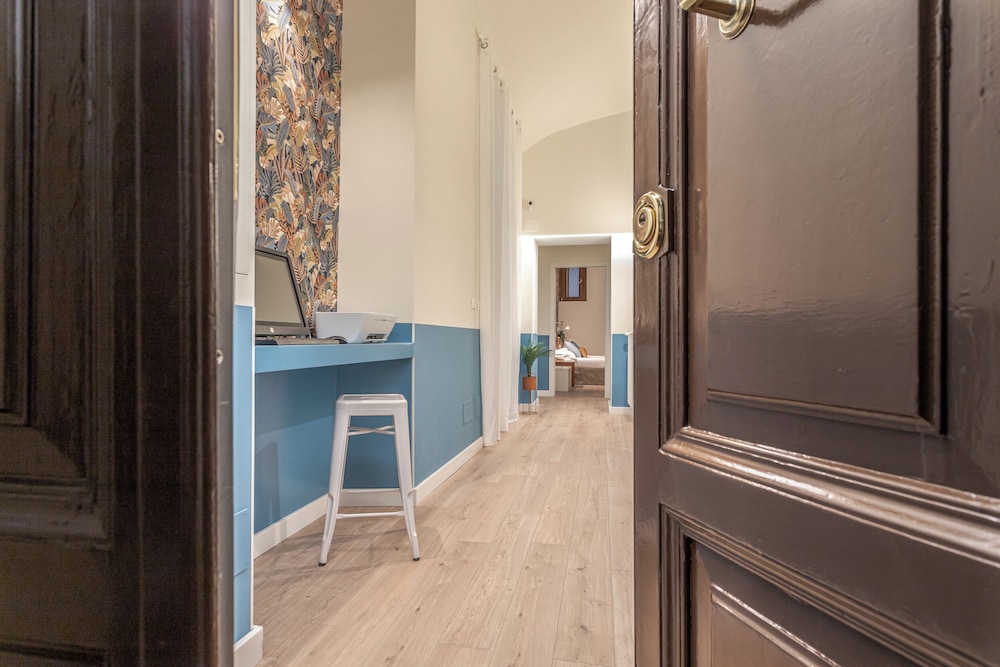 Vittoria Garden Suites — 4-Star Luxury Hotel in Rome, Italy