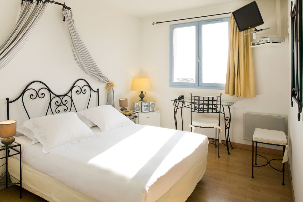 Hotel Le Patti — Grasse