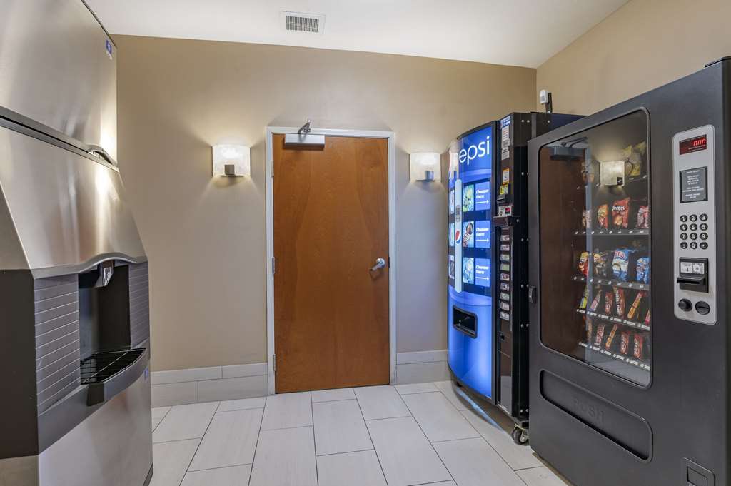 Comfort Inn Hebron Lowell Area - photo 39