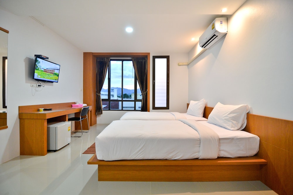 Sabuy Best Hotel Phayao in Phayao, Thailand
