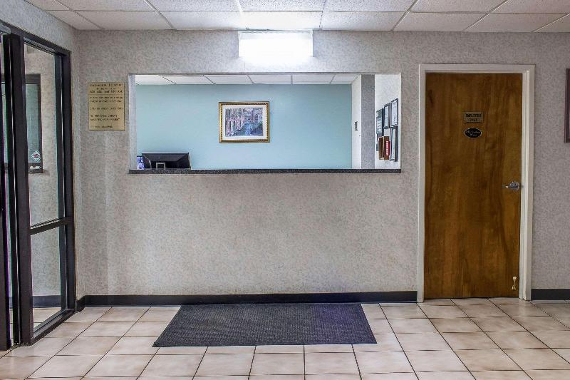 Quality Inn Henderson I 85 - photo 4