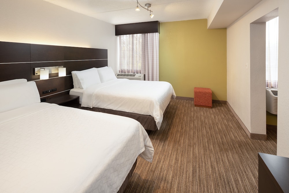 Holiday Inn Express Rochester Greece by IHG - photo 15