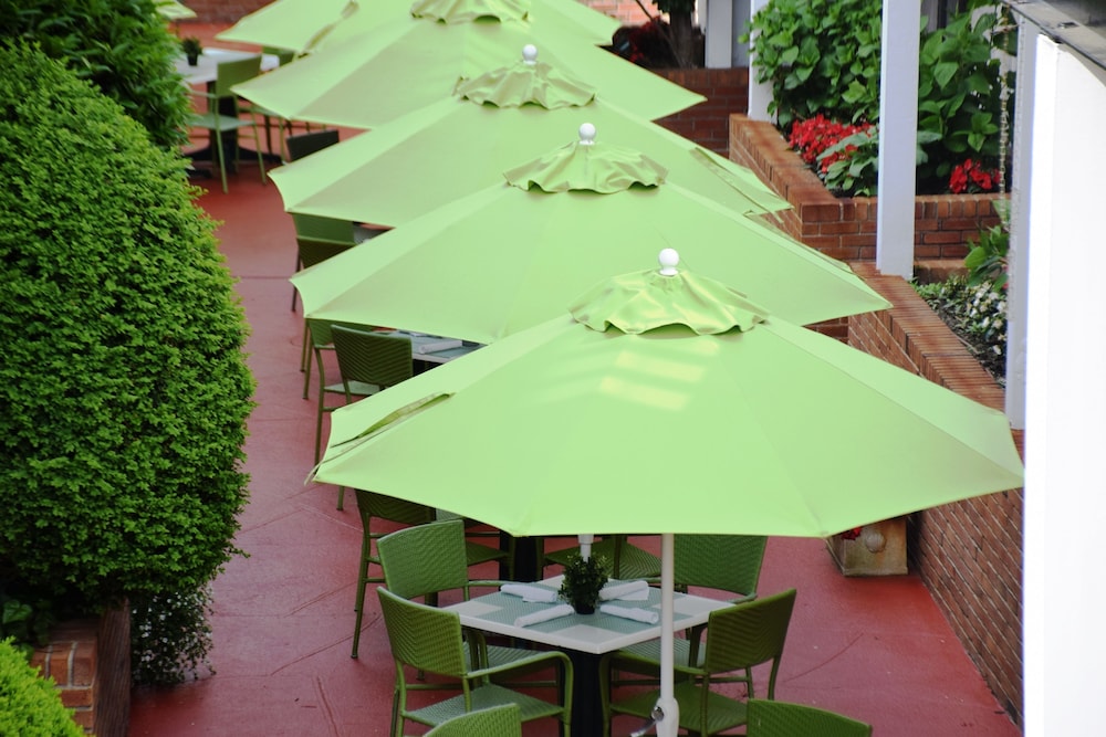 Southampton Inn - photo 54