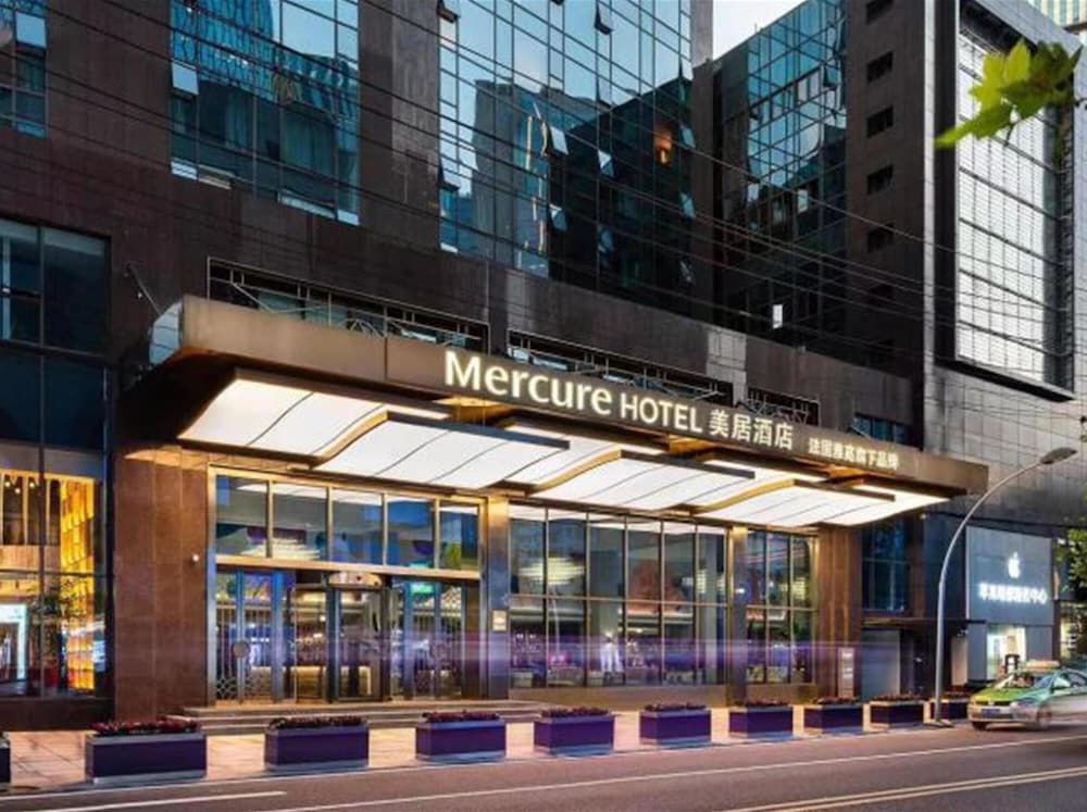 Mercure Xian Dayan Pagoda — 4-Star Luxury Hotel in Xi'an, People's Republic of China