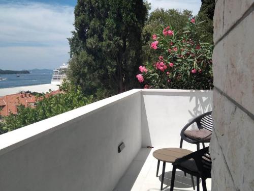 Apartments Tayra Comfort studio apartment with balcony BR3