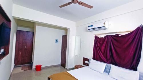 Hotel Aishwarya Comforts - last minute hotel in Bengaluru
