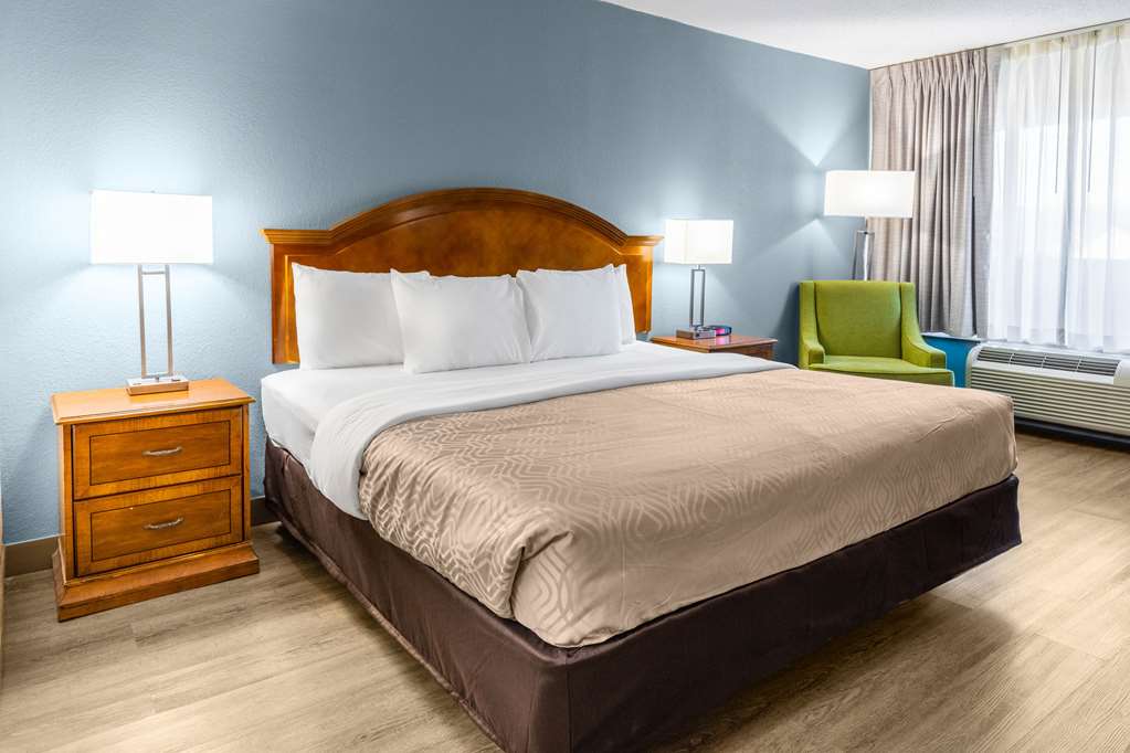 Econo Lodge Middlesboro - photo 22