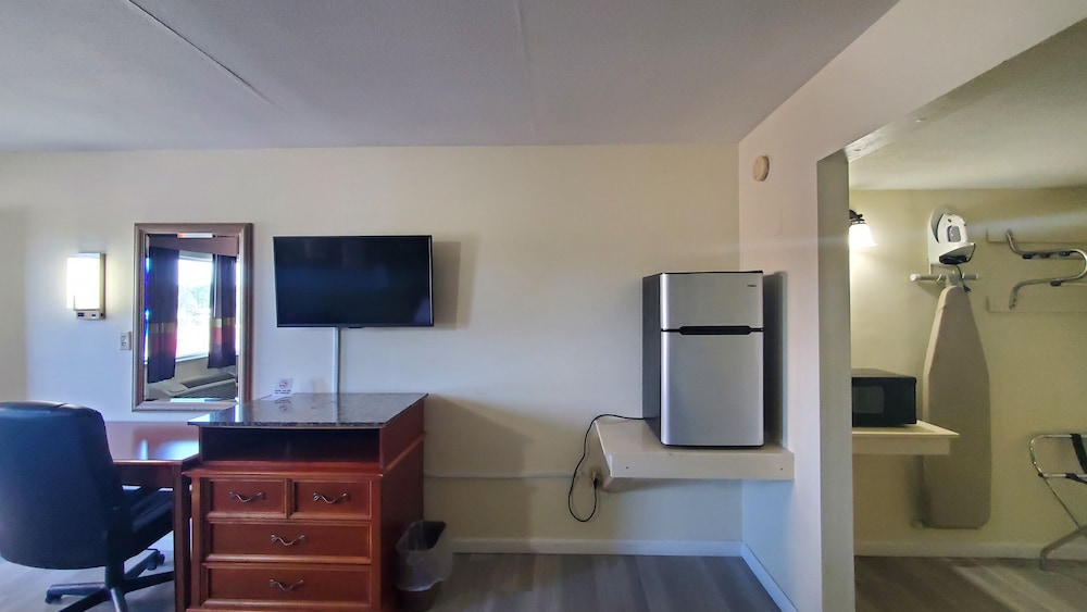 Big Spring Inn - photo 11