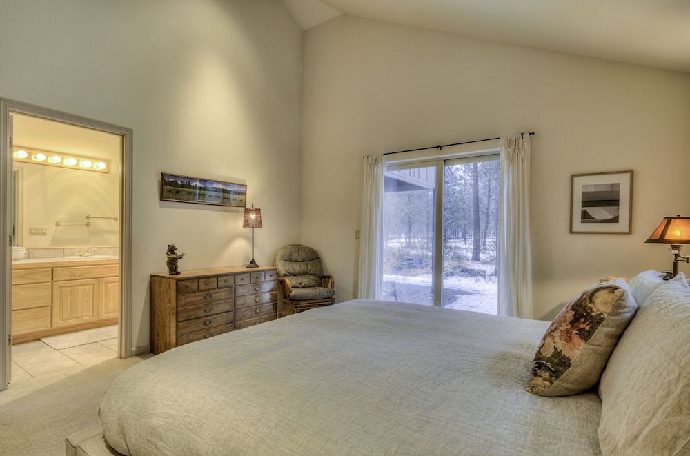 Wallowa 2 — Sunriver — photo 3