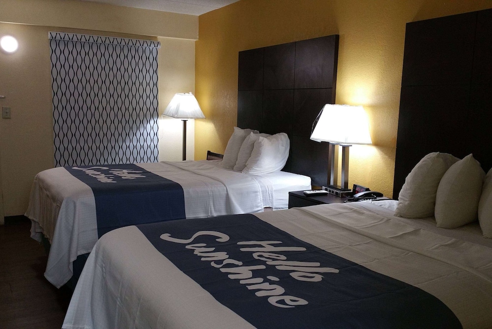 Days Inn by Wyndham Ridgeland South Carolina - photo 18