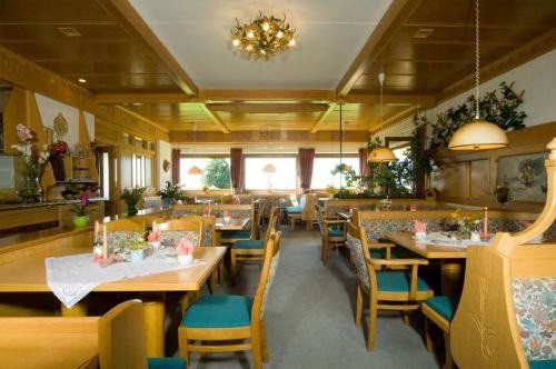 Panoramahotel Cafe Wimmer — Schollnach — photo 5