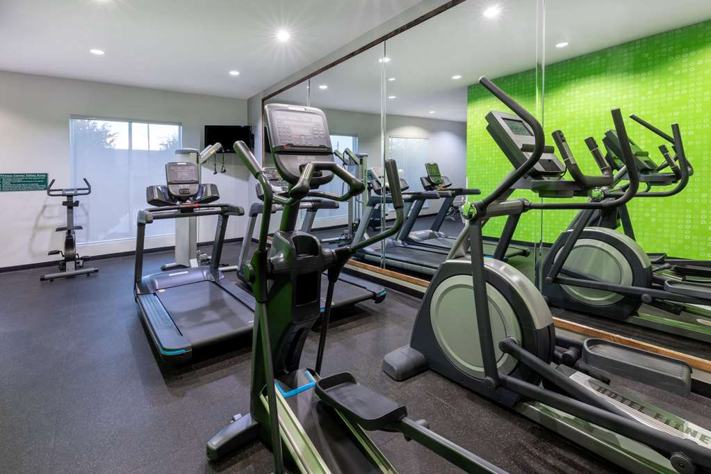 La Quinta Inn & Suites by Wyndham Houston NW Beltway8 WestRD - photo 12
