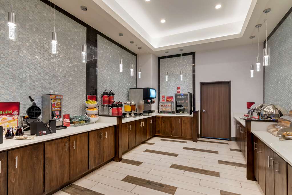 Best Western Premier Liberty Inn Suites - photo 44