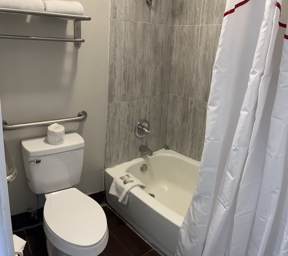 Red Roof Inn Kimball TN I 24 - photo 14