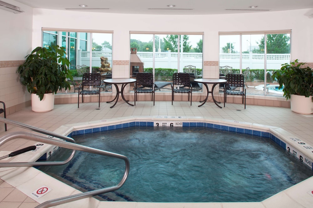 Hilton Garden Inn Riverhead - photo 26