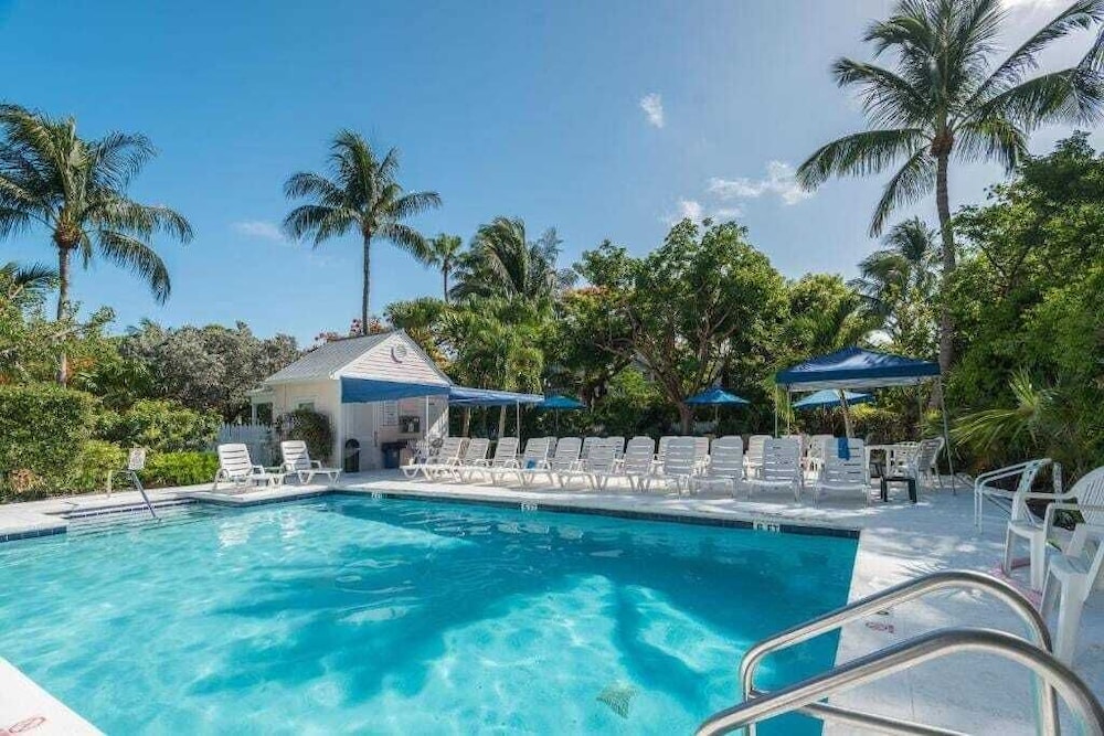 Shipyard Treasure by Avantstay Communal Pool Gated Community Great Location Week Long Stays - photo 2