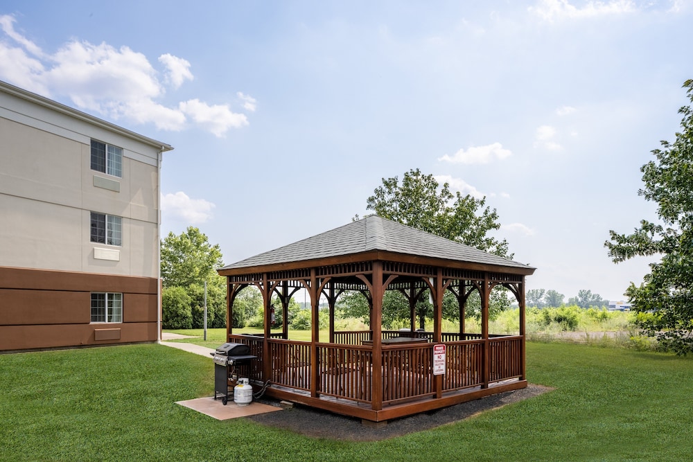 Candlewood Suites Windsor Locks Bradley Arpt by IHG - photo 17