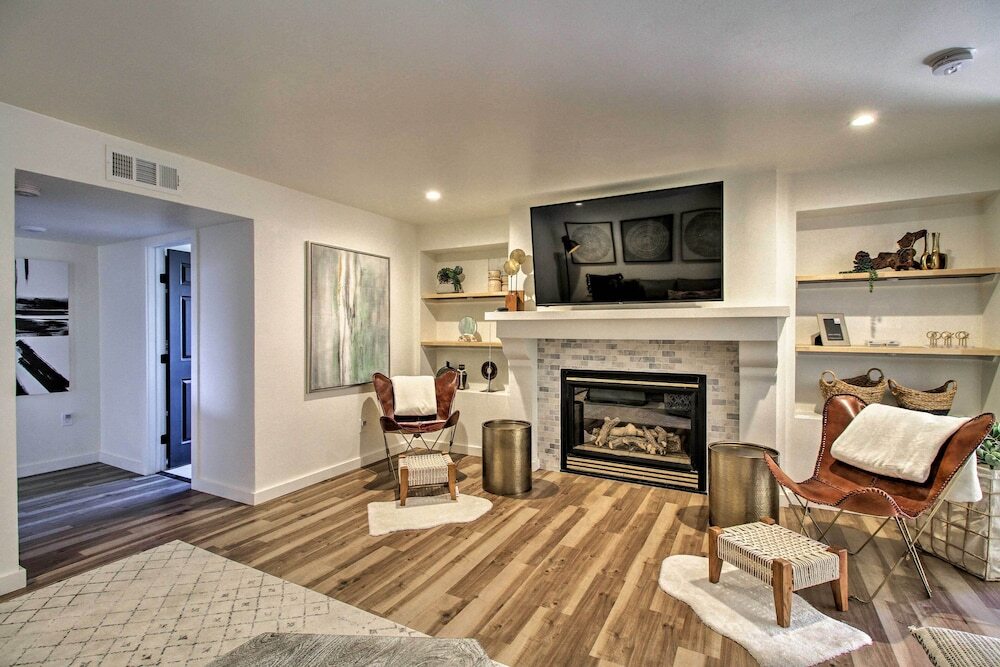 Luxury Albuquerque Home with Pool Deck and Hot Tub — 4-Star Luxury Hotel in Albuquerque, United States