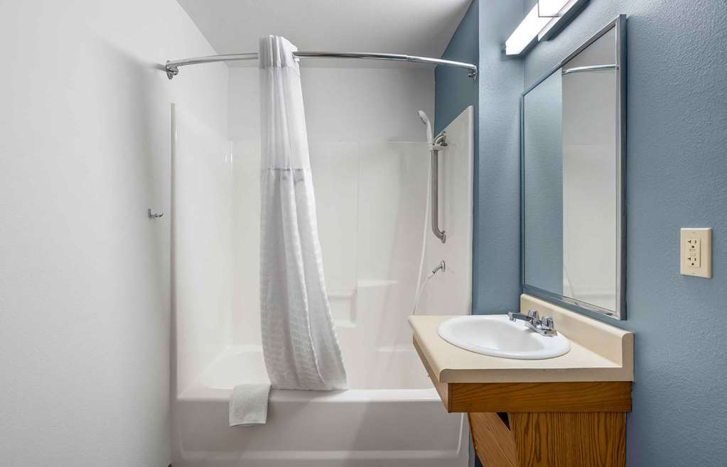 Extended Stay America Select Suites El Paso East - photo 23