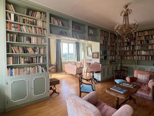 L'attico del 1600 in centro — 4-Star Luxury Hotel in Perugia, Italy