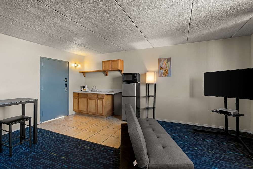 Americas Best Value Inn Gallup - photo 18